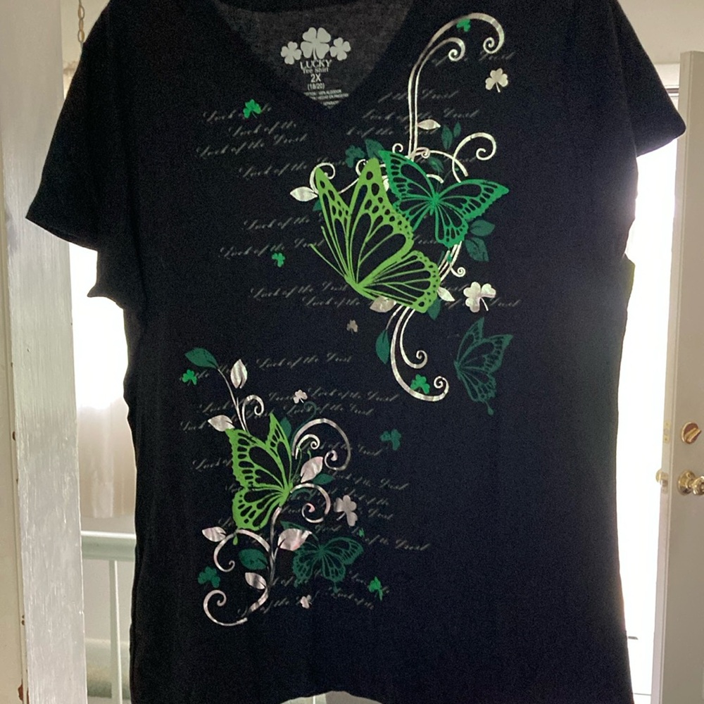 Plus size V-neck T-shirt